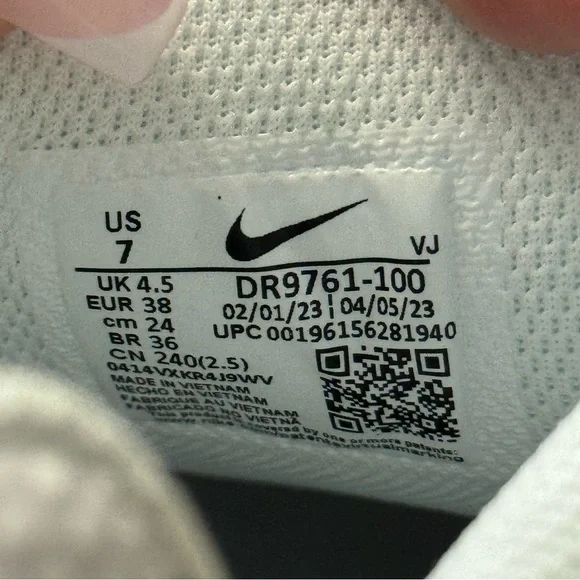 2023 Nike Women’s Tech Hera 'Photon Dust White' Cream Sneakers - Picture 13 of 15